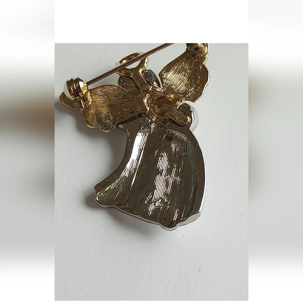 Vtg Signed LC Liz Claiborne Two Toned Angel Holding Purple Crystal Heart Brooch - Picture 4 of 11